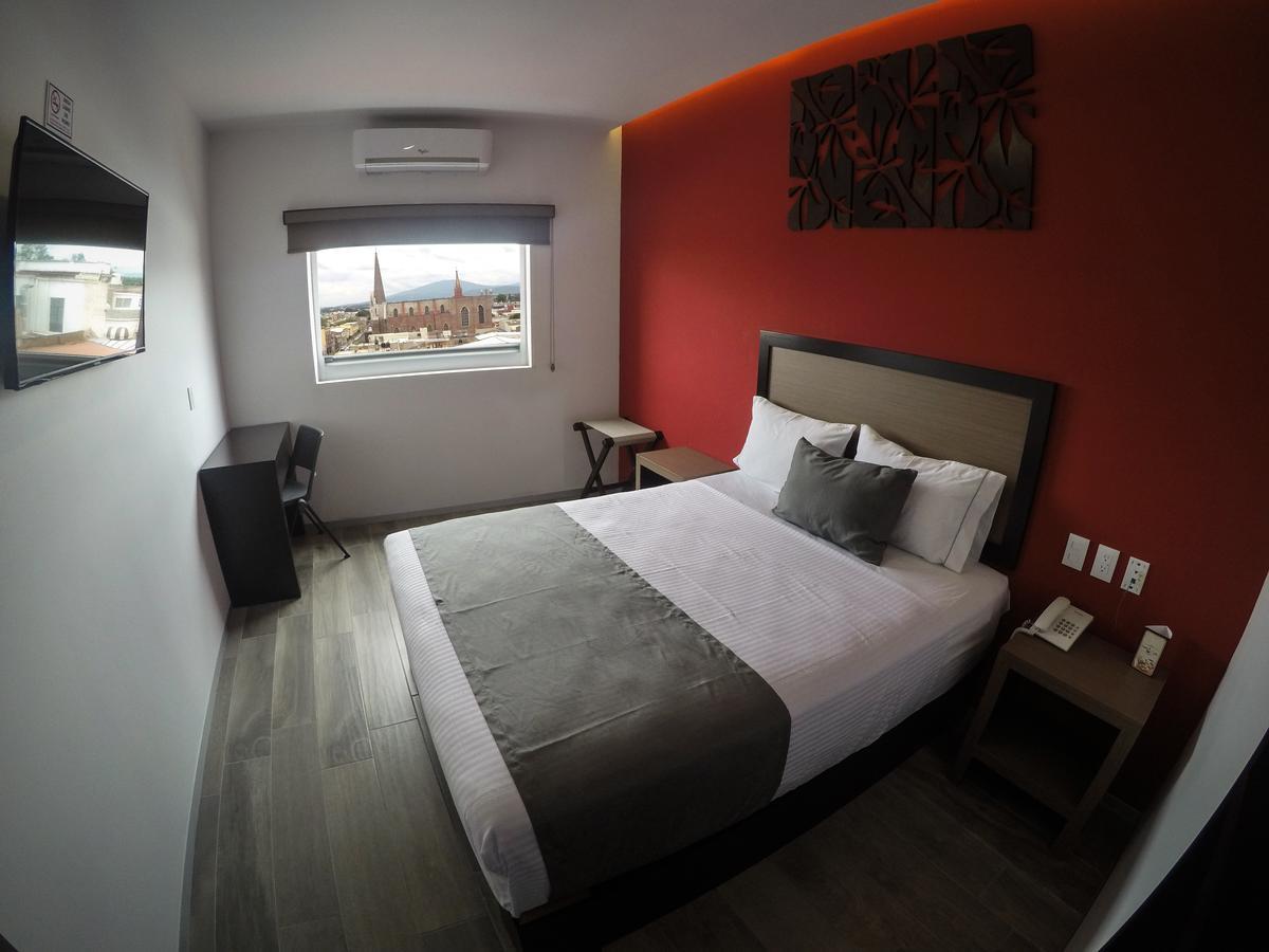 Terrass Hotel Zamora Zamora de Hidalgo Buitenkant foto