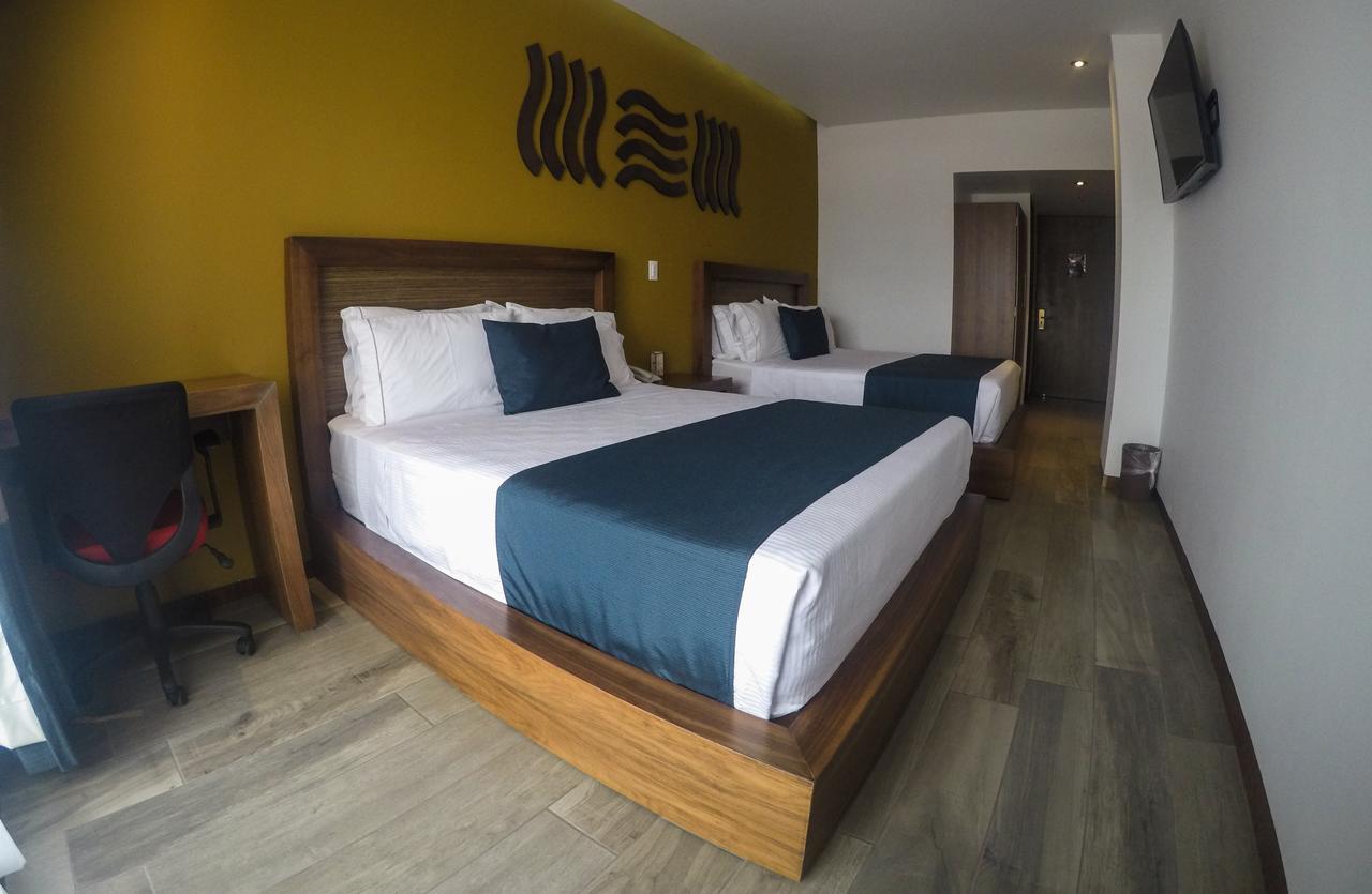 Terrass Hotel Zamora Zamora de Hidalgo Buitenkant foto