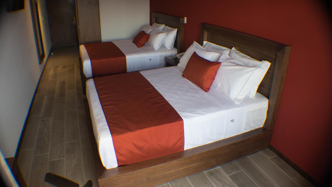Terrass Hotel Zamora Zamora de Hidalgo Buitenkant foto