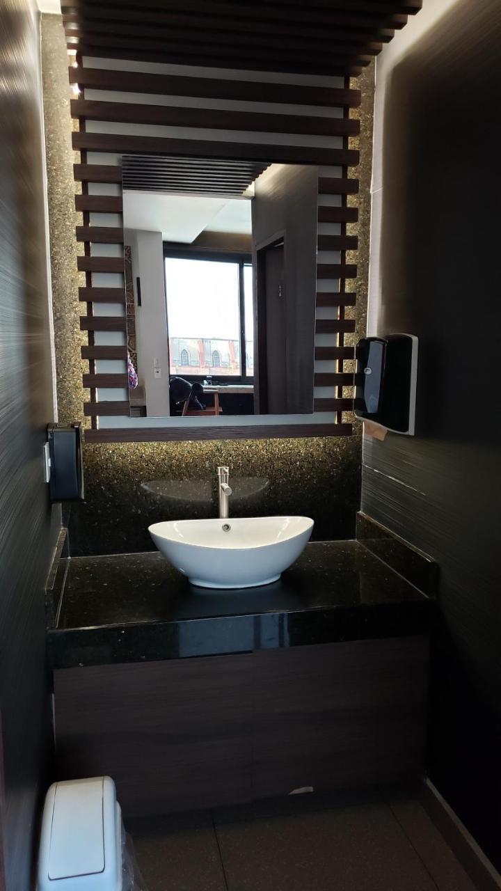 Terrass Hotel Zamora Zamora de Hidalgo Buitenkant foto