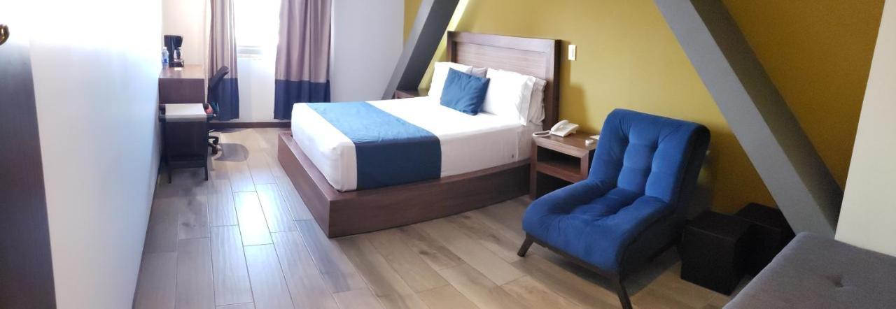 Terrass Hotel Zamora Zamora de Hidalgo Buitenkant foto