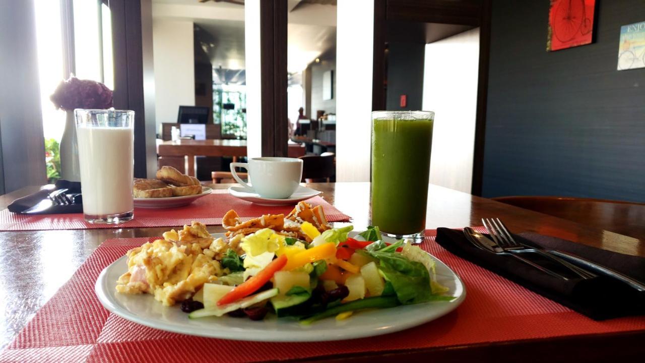 Terrass Hotel Zamora Zamora de Hidalgo Buitenkant foto